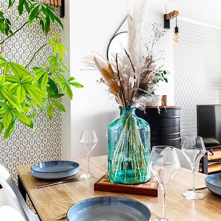 Guestready - Elegance Elevated Near Sacre-coeur Apartment Paris